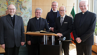Kirchenvertreter im NRW-Landtag