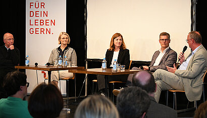Diskussionsrunde zum Thema Armut