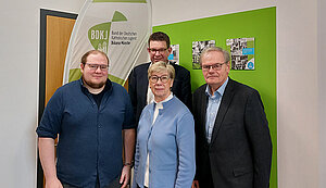 Timo Donnermeyer (von links), Prof. Ute von Lojewski, Christian Meyer und Winfried Jungkamp Timo Donnermeyer (von links), Prof. Ute von Lojewski, Christian Meyer und Winfried Jungkamp