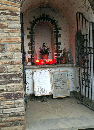 Hoffnungszeichen in einer kleinen Kapelle. 