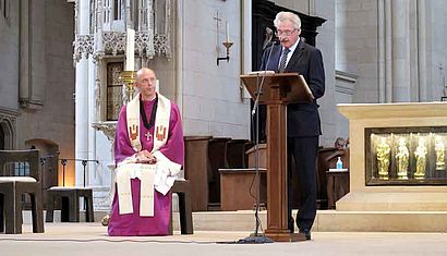 Dompropst Kurt Schulte (links) begrüßte den luxemburgische Außenminister Jean Asselborn im St.-Paulus-Dom. 