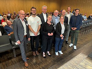 Christian Müller, Jannik Hemkentokrax, Antonius Hamers, Jasmin Danielzik, Ulrich Richartz, Angelika Kümmerling, Dr. Klaus Winterkamp, Dr. Johannes Sabel und Volker Nicolai-Koß. Christian Müller, Jannik Hemkentokrax, Antonius Hamers, Jasmin Danielzik, Ulrich Richartz, Angelika Kümmerling, Dr. Klaus Winterkamp, Dr. Johannes Sabel und Volker Nicolai-Koß.