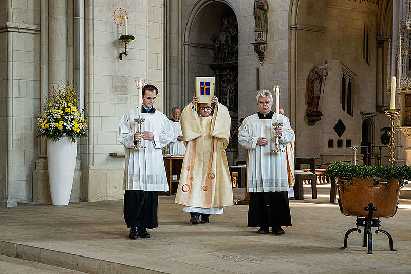 Eucharistiefeier am Ostersonntag mit Bischof Dr. Felix Genn