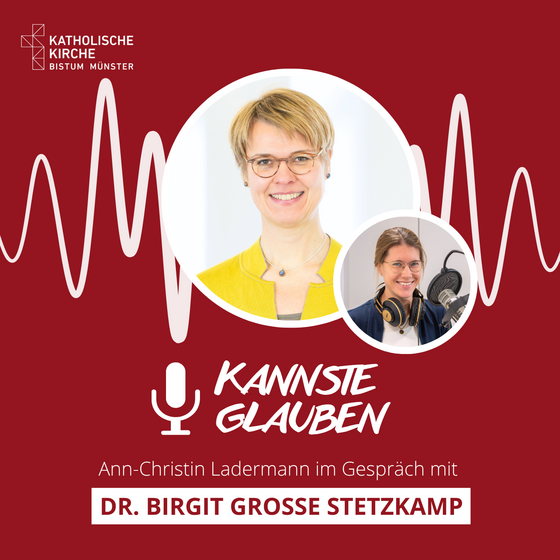 Moderatorin Ann-Christin Ladermann im Gespräch mit Dr. Birgit Große Stetzkamp