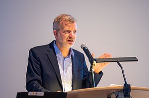 Prof. Dr. Thomas Großbölting stellte am 13. September in der LVHS Freckenhorst die Ergebnisse der Missbrauchsstudie im Bistum Münster vor.