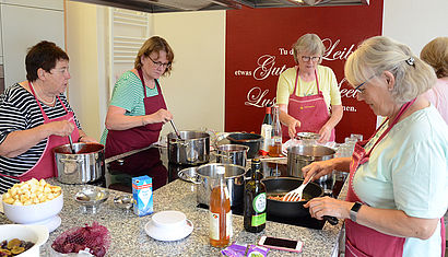 Frauen in der Küche