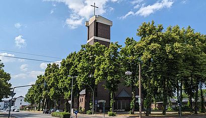 Außenaufnahme der St.-Josef-Kirche in Datteln.