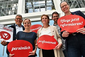 Pia Stapel, Jonas Vorderwülbecke, Eva-Maria Matzker, Natalie Albert und Wolfgang Klose