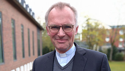 Vorsitzende, Pfarrer Dr. Christian Schmitt 