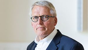 Prof. Dr. Thomas Sternberg Prof. Dr. Thomas Sternberg