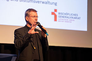 Weihbischof Dr. Stefan Zekorn