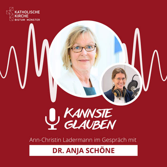Moderatorin Ann-Christin Ladermann im Gespräch mit Museumsleiterin Dr. Anja Schöne