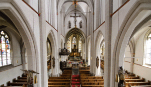 Blick von der Orgelempore in das Innere von St. Peter Blick von der Orgelempore in das Innere von St. Peter