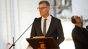 Münsters Oberbürgermeister Tilman Fuchs bei seinem Grußwort.