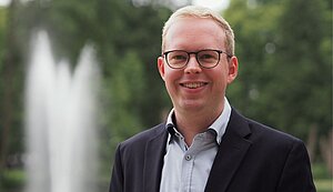 Dr. Markus Toppmöller Dr. Markus Toppmöller