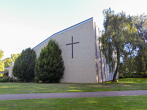 Ein Foto der St.-Norbert-Kirche in Bocholt, Außenansicht