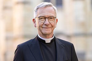 Dr. Antonious Hamers Dr. Antonious Hamers