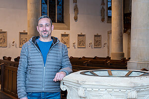 Nico Gräfe empfängt in der Osternacht in Everswinkel die Sakramente der Taufe, Firmung und Kommunion.
