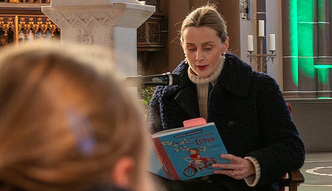 Katharina Wüst liest in der Gudulakirche
