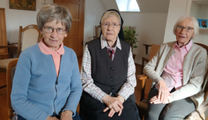 Schwester Borgia, Schwester Lucida und Schwester Regina Pacis. Schwester Borgia, Schwester Lucida und Schwester Regina Pacis.