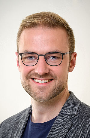 Dr. Lukas Haffert Dr. Lukas Haffert