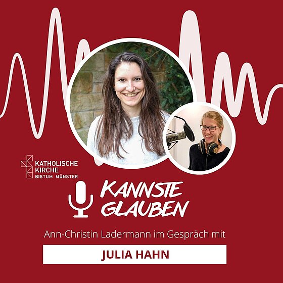Julia Hahn im Gespräch mit Moderatorin Ann-Christin Ladermann