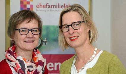 Foto von Beate Bergmann und Andrea Stachen-Groth. Foto von Beate Bergmann und Andrea Stachen-Groth.