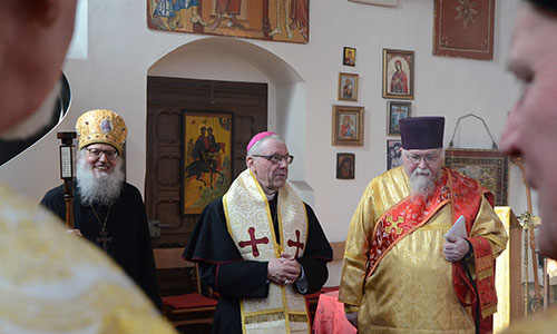 Erzpriester Heinrich Michael Knechten, Weihbischof Dieter Geerlings und Protodiakon Ekkehard Wegener 