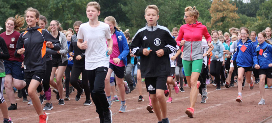 Die Kinder und Jugendlichen der Fürstenbergschulen in Recke starteten einen Sponsorenlauf.