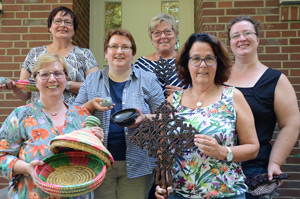 Christel Seibert, Brigitta Weiling, Ulla Tenberge, Doris Isfort, Mechthild Book-Geburek und Anja Wansing. Es fehlen Hendrik Wansing und Ingrid Salwitzek. Christel Seibert, Brigitta Weiling, Ulla Tenberge, Doris Isfort, Mechthild Book-Geburek und Anja Wansing. Es fehlen Hendrik Wansing und Ingrid Salwitzek.