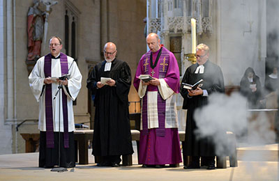 Die Liturgen der Andacht Die Liturgen der Andacht