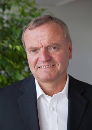 Prof. Dr. Dr. Manfred Spitzer spricht in der Akademie Franz Hitze Haus in Münster über die Risiken des digitalisierten Lebens. Prof. Dr. Dr. Manfred Spitzer spricht in der Akademie Franz Hitze Haus in Münster über die Risiken des digitalisierten Lebens.
