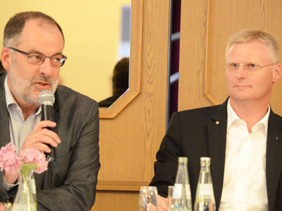 Peter Frings (links) und Pfarrer Rafael van Straelen Peter Frings (links) und Pfarrer Rafael van Straelen