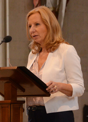 Intendantin Patricia Schlesinger bekannte sich im Münsterschen St.-Paulus-Dom zur Europäischen Idee und rief dazu auf, für die Demokratie zu kämpfen. 