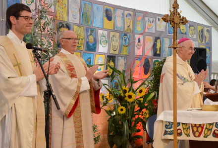 Bischof Dr. Felix Genn feiert Gottesdienst