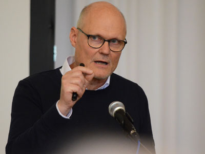 Kölner Klinikpfarrer Jochen Wolff Kölner Klinikpfarrer Jochen Wolff