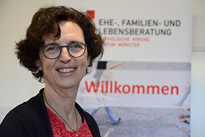 Porträt von Beate Henke Porträt von Beate Henke