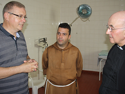 Bischof Bahlmann (links) und Bischof Genn (rechts) Bischof Bahlmann (links) und Bischof Genn (rechts)