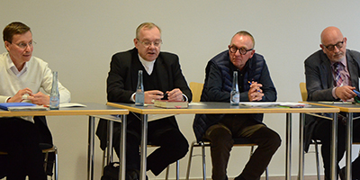 Von links: Pater Hürter, Weihbischof Dr. Hegge, Werner Heckmann und Karl Render Von links: Pater Hürter, Weihbischof Dr. Hegge, Werner Heckmann und Karl Render