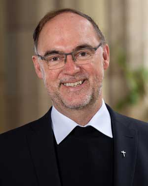 Porträtfoto von Weihbischof Rolf Lohmann Porträtfoto von Weihbischof Rolf Lohmann