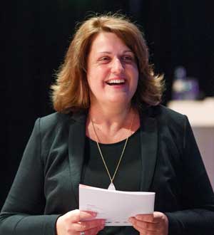 Die Paderborner Professorin Birgit Eickelmann gehörte zu den Experten, die bei den 38- Münsterschen Gesprächen über digitales Lernen diskutierten. Die Paderborner Professorin Birgit Eickelmann gehörte zu den Experten, die bei den 38- Münsterschen Gesprächen über digitales Lernen diskutierten.