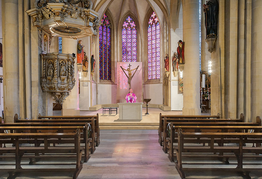 Simulation Blick in die Kirche