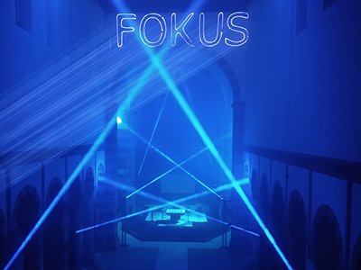 Mit Licht und Alltagsgegenständen wollen die Verantwortlichen aus der Pfarrei St. Antonius die Kar- und Ostertage neu in den „Fokus“ nehmen. Mit Licht und Alltagsgegenständen wollen die Verantwortlichen aus der Pfarrei St. Antonius die Kar- und Ostertage neu in den „Fokus“ nehmen.