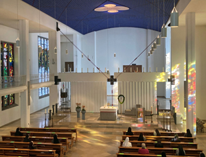 Aufgrund der Corona-Pandemie beten die Clemensschwestern die Vesper in der Mutterhauskirche
