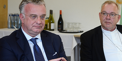 Christian Kullmann (links) und Weihbischof Dr. Christoph Hegge Christian Kullmann (links) und Weihbischof Dr. Christoph Hegge