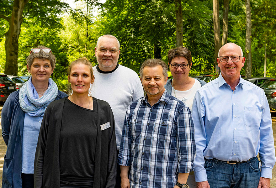 Der neue Vorstand hat sich zum Gruppenbild aufgestellt.