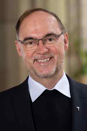 Porträtfoto von Weihbischof Rolf Lohmann Porträtfoto von Weihbischof Rolf Lohmann