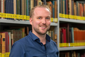 Bistumsarchivar Lennart Metken ist zu Gast in der neuen Folge von „kannste glauben“, dem Podcast des Bistums Münster. Bistumsarchivar Lennart Metken ist zu Gast in der neuen Folge von „kannste glauben“, dem Podcast des Bistums Münster.
