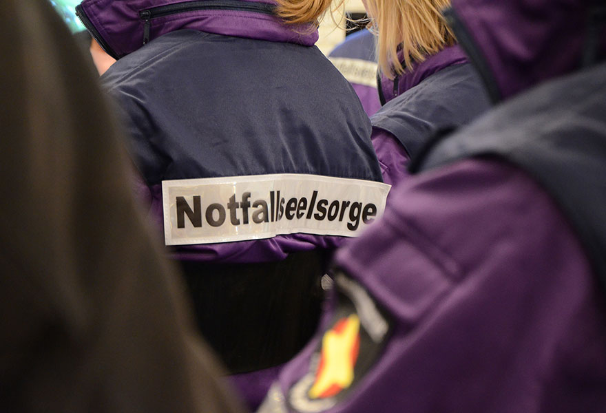 Jacke, auf der Notfallseelsorge steht