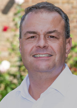 Porträtfoto von Christian Walbröhl